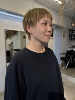 アンダーカレント(undercurrent)&nbsp;ショートスタイル ハイライト ベージュカラー ブリーチ