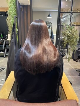 ネウィ グランデ 横浜(newi grande) 艶髪/酸性ストレート/髪質改善縮毛矯正