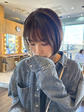 ヘアラウンジ アングゥ(hair lounge ungu) 外はねレイヤーボブ