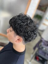ミニィバイミラーズ(Miniy by Miroirs) men'sパーマアレンジ