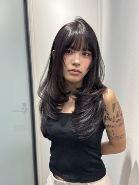 リリー(Lilley) 羽エクステ/ナチュラル縮毛矯正/韓国ヘア/レイヤーカット