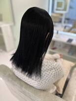 シーナ バイ マグ(siina. by Mag)&nbsp;ブリーチなしカラー透明感ブルーブラック×顔周りカット韓国風