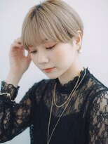 アッシュ 瑞江店(Ash)&nbsp;レイヤーカットショートボブ白髪ぼかしハイライト顔周り