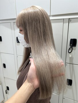 ケンジ 平塚 アネッタ(KENJE annetta) ミルクティーベージュ