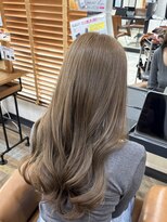 ウェルズ グランデ 奈良店(Well's GRANDE) 艶サラベージュの美髪ロング