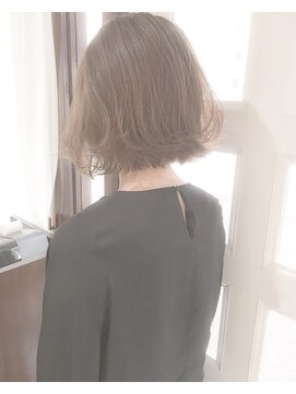 ヘアーアンドアトリエ マール(Hair&Atelier Marl) 【Marlアプリエ】セピアグレージュの外ハネボブ