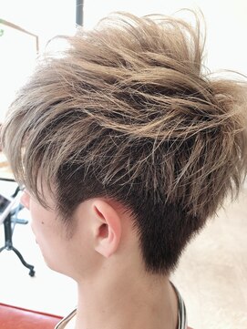 シャンティーク ドット エス(shanteek.es) 束感ショート