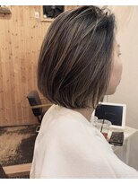 アン シュシュ(un chouchou)&nbsp;バレイヤージュ×ボブ