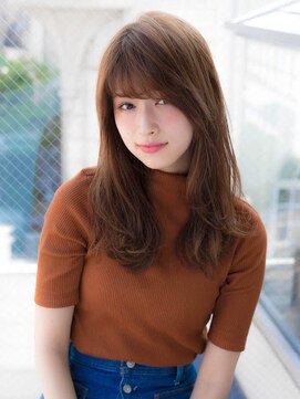 ルティア 池袋(Lutia) 卵型　小顔バング　ナチュラルベージュ