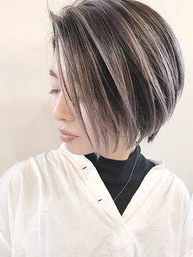 ヨッカ(YOCCA) ショートボブ+バレイヤージュ