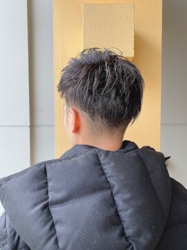 ロンド ストラーダ 心斎橋(Lond strada) 【津賀　涼】大人カッコいい外国人風パーマ刈り上げビジネス☆