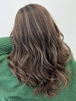 アライブ キチジョウジ(ALIVE Kichijoji)&nbsp;【ALIVE吉祥寺】ハイライトカラー白髪ぼかし／ケアブリーチ