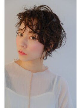 ノイ(noi) 外国人風パーマ×自毛風ブラック２０代３０代４０代♪