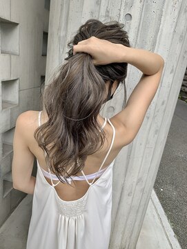 リバレッジ 広尾(Leverage) 大人の透明感ハイライトグレージュ【広尾/恵比寿】担当:大住】