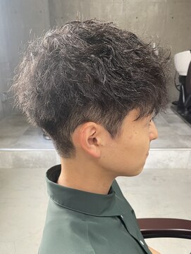 フイ 自由が丘(men's salon Hui) メンズ/アップバング/ツーブロックマッシュ/束感ショート波巻き