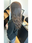 ベージュ