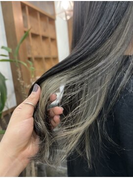 ワンダービューティーサノ(Wonder Beauty SANO) ちらっとインナー×コントラスト