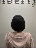 酸性ストレートミニボブ