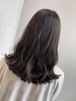 アリア 小豆餅店(ALIA) 透明感グレージュカラー×レイヤーカット