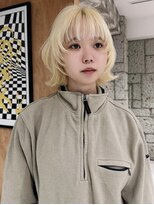 丹 layer bob/blonde color
