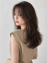 ミロア 薬院(miroa) ダークブラウン 顔周りカット 20代 レイヤー 髪質改善
