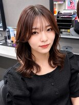 エミュ(Aimu.)&nbsp;韓国風コテ巻きパーマ