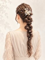 モック(moc)&nbsp;大人女性の結婚式ヘア