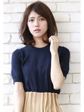 チェコリル(Cyecoril) 朝5分スタイリングナチュラルで大人キレイなボブworkスタイル