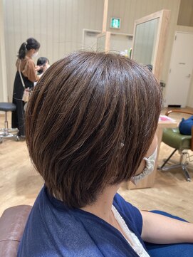 カシータ ヘア リゾート イオンモール熱田店(Casita hair resort) ショート×ハイライト×白髪染め