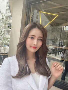 ロンド ストラーダ 心斎橋(Lond strada) グラデーションカラーペールベージュ