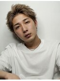 リバースショートアップ　メンズヘア　アップバング　ハイトーン