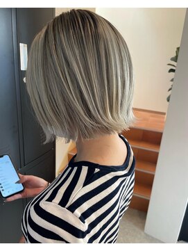 ゴシップ(gossip) バレーヤージュ