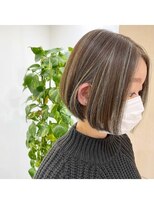 アオカマクラ(a-o Kamakura) ミニボブxハイライトカラー＊脱白髪染め