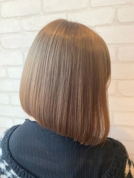 オアシスガーデン 横須賀中央店(Oasis GaRDEN) ハイトーンミルクティーボブ