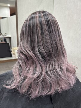 ミュウアンド(Mew＆) 【春カラー×ピンク】