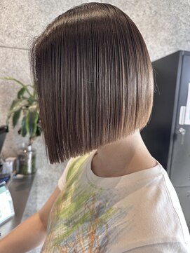 メルバイレガロ 水戸(mer by REGALO) ストレートボブ