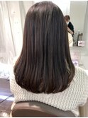 湿気に負けない艶髪ストレート