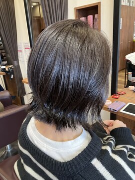 美容室ヒラトヤ 仙北店 ミディアムレイヤー