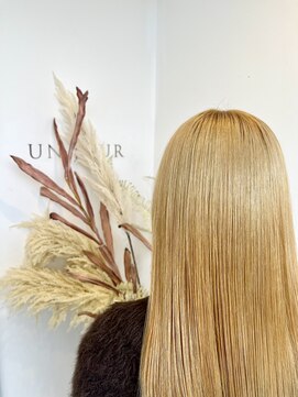 アンジュール ブロンドカラー