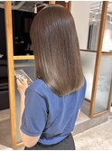 ツヤ感オリーブベージュ大人かわいいストレートボブ髪質改善