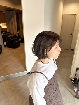 スリーバイザサロン(THREE by the salon) 小顔ボブ