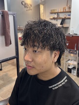 クロムトウキョウ ザ バーバー 新宿本店(CHROM TOKYO the Barber) ツイストスパイラル/ツーブロ/メンズ