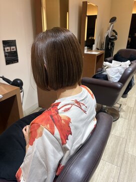 コワファーストナガサキシャンプーボーイ(COIFF1RST NAGASAKI SHAMPOO BOY) 今っぽくて可愛い10代20代前下がりショートボブ／長崎