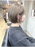 30代から50代大人女性の丸みショートボブ ×小顔美シルエット
