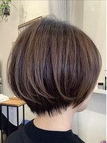 リンド(Lindo) 白髪も綺麗に染まる♪柔らか質感のひし形ショートボブ