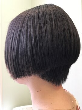 ナチュラル ヘア レイナ(Natural Hair REINA) ショートボブ