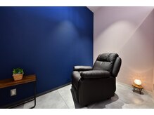 個室で受けるドライヘッドスパで疲れを解消しませんか？