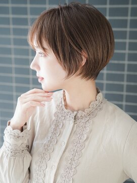 カライング(ing) ★くびレイヤーエモージュインナーグレージュ前髪ピンクベージュ