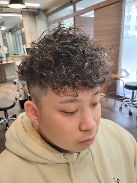 メンズ レオ 南森町店(men's LEO) スペインカール風ハードパーマ