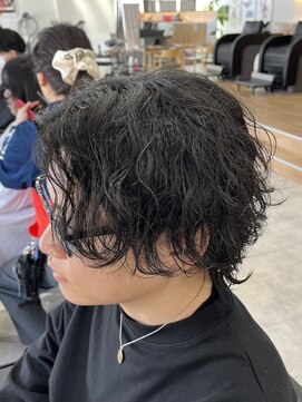 ラヴィズムバイフィフス(LUVISM by fifth) 波巻きパーマツイストスパイラルパーマメンズ万代新潟駅